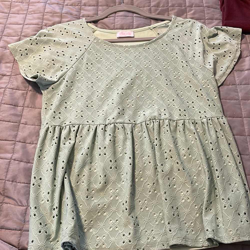 Pink Lily Size Small